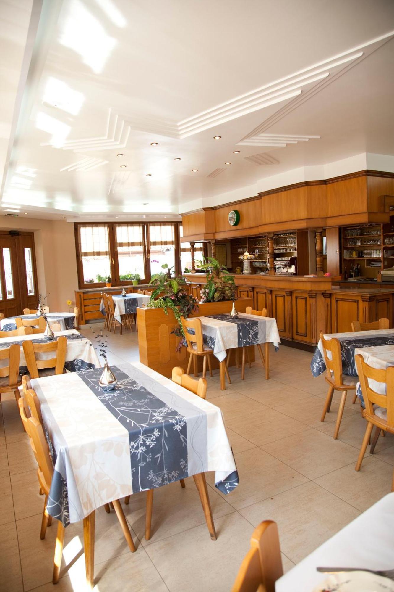 A L'Etoile D'Or 호텔 Batzendorf 외부 사진